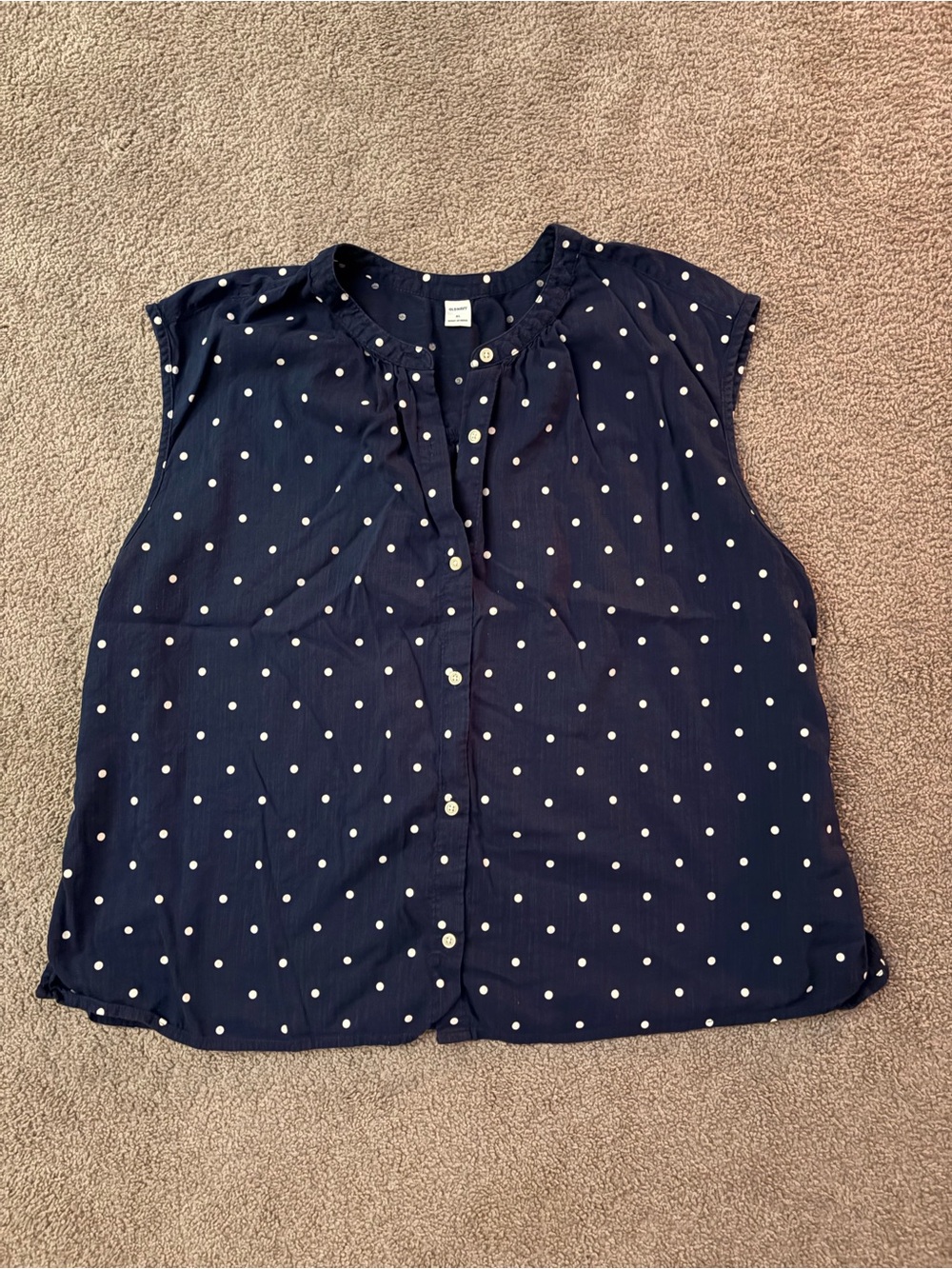 Old Navy Women’s Navy and White Polka Dot Sleeveless Button-Down Top